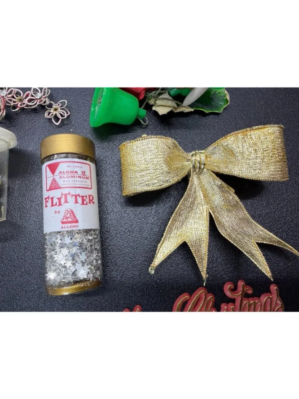Unique Vintage this lot